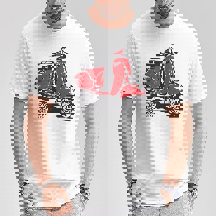 Piaggio クラシックスクーター イタリア製 ピンク Tシャツ 面白い贈り物