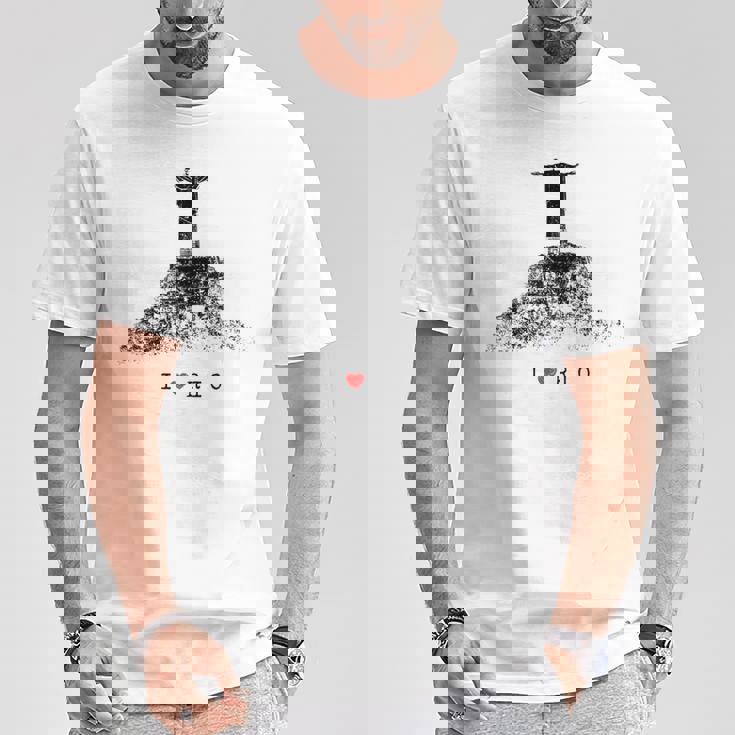 Rio De Janeiro リオデジャネイロのスカイライン イエスキリストの像 ブラジル 愛 Tシャツ 面白い贈り物