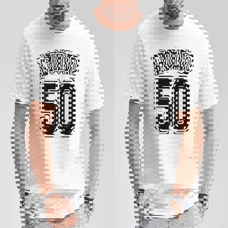 【バックプリント・背中側】Around 50 アラフィフ（五十歳 50才）ユニフォーム風 50代 誕生日プレゼント 面白 Tシャツ 面白い贈り物