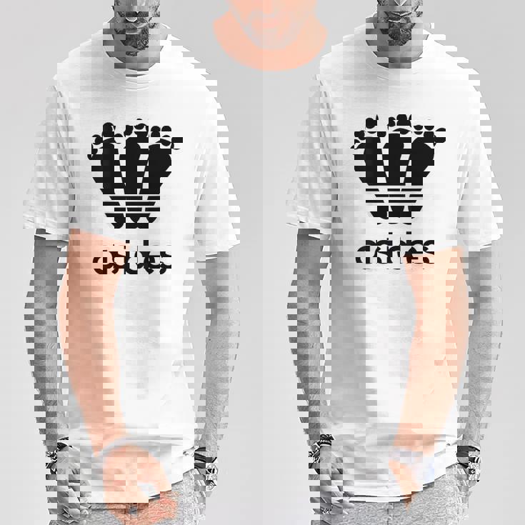 【バックプリント・背中側】アシデス Asides 足です。【変なデザイン屋さん】スポーツ ブランド パロディ 面白 Tシャツ 面白い贈り物