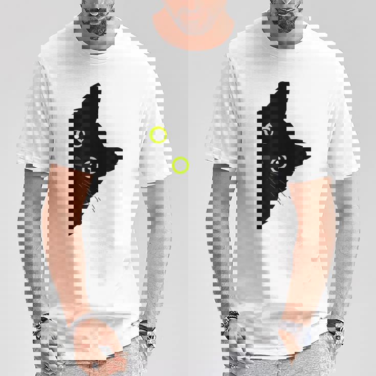 【覗くネコ】黒猫 にゃんこ 猫好き 猫 可愛い ネコ 子猫 ネコ好き 面白い 変な 遊び心 ネタ ウケ狙い おもしろ Tシャツ 面白い贈り物