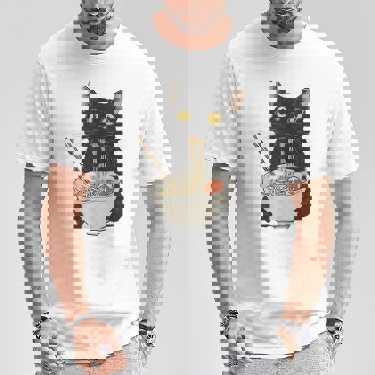 おもしろ猫 食べる 麺 ラーメン 日本猫 食べる 麺 Tシャツ 面白い贈り物