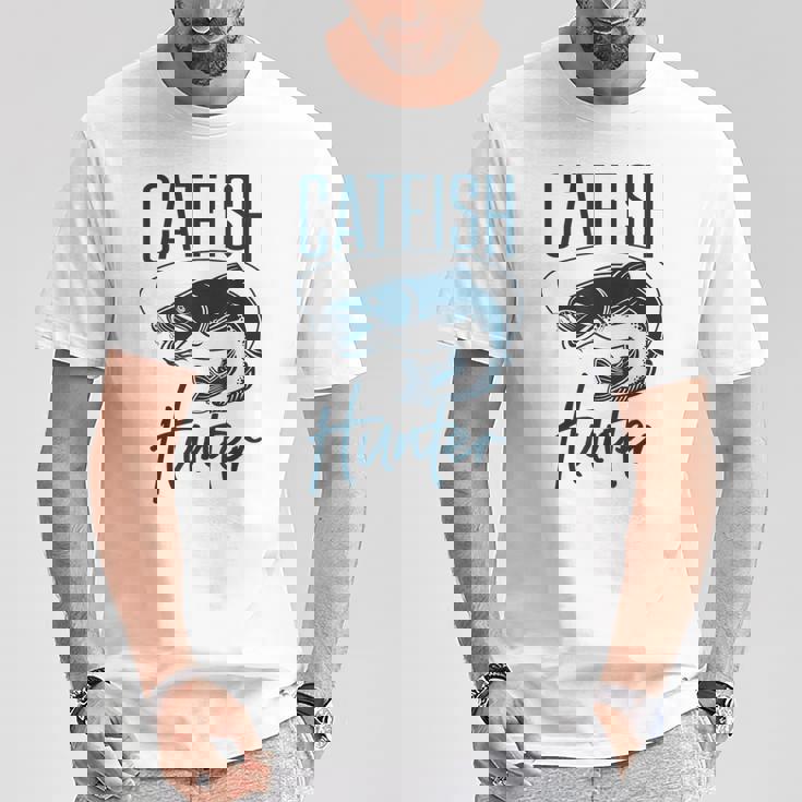 かわいいナマズハンターデザイン ナマズ農家へのギフトアイデア Tシャツ 面白い贈り物