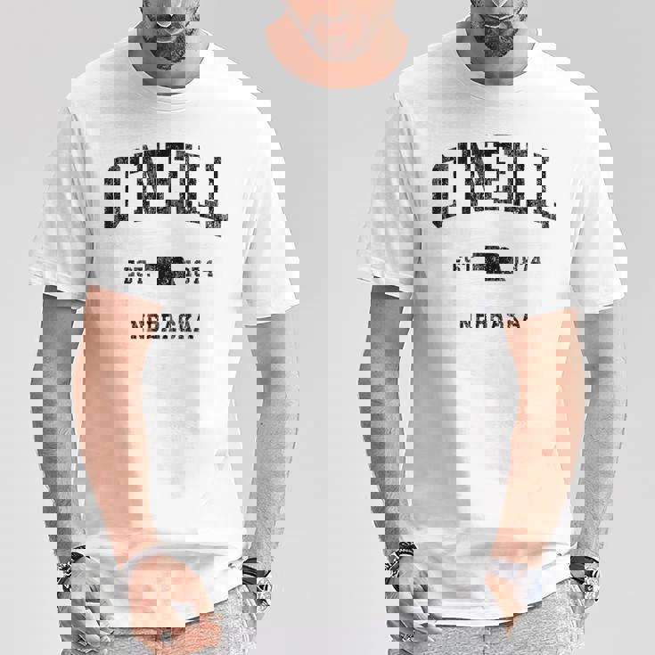 オニール ネブラスカ Ne ビンテージ アスレチック ブラック スポーツデザイン Tシャツ 面白い贈り物