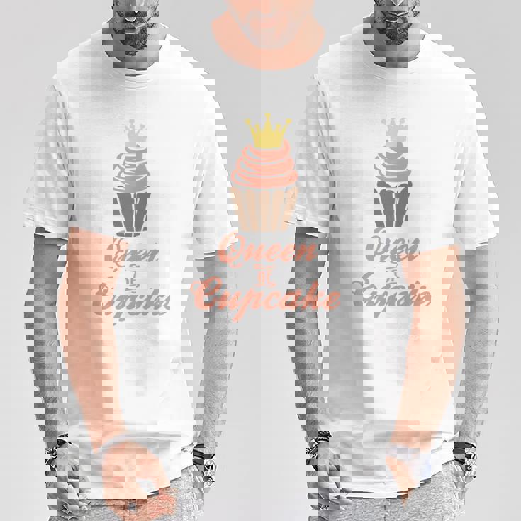 カップケーキの女王 長袖tシャツ Tシャツ 面白い贈り物