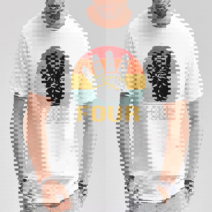 キッズ 4 歳の誕生日 4 つの指 私は 4 4 歳の男の子、女の子 Tシャツ 面白い贈り物