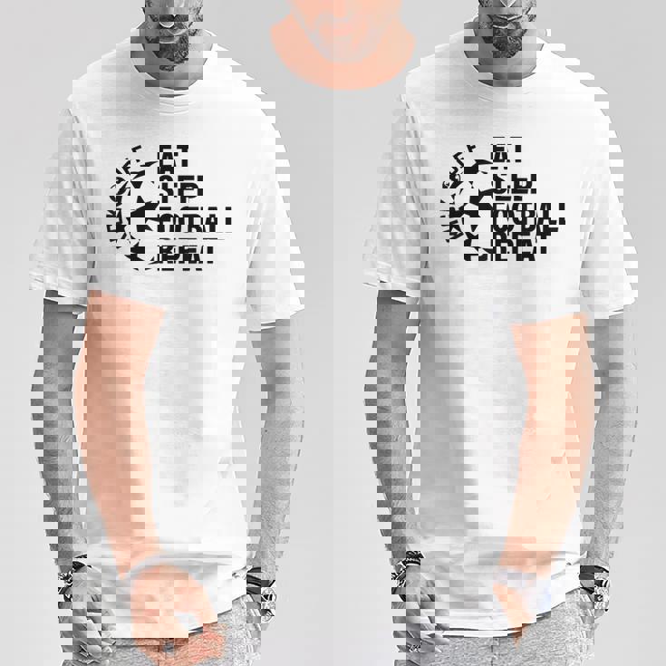 サッカー おもしろ ロゴ フットボール おしゃれ クール Tシャツ 面白い贈り物