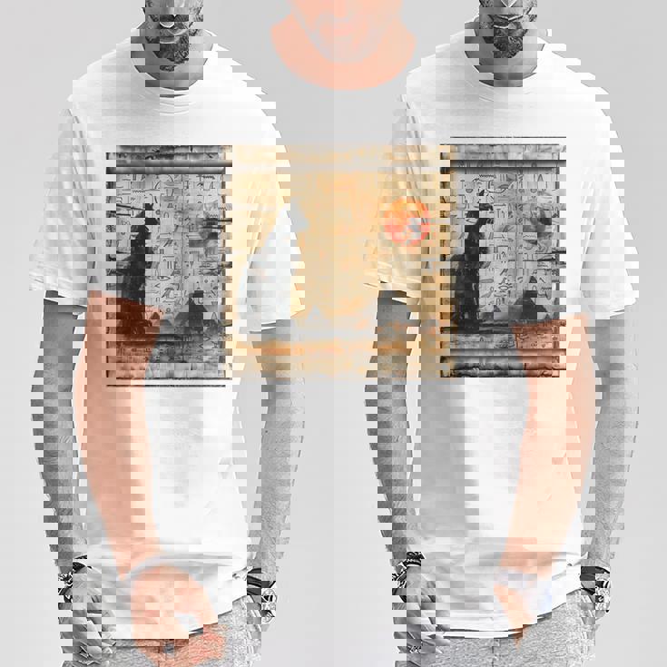 サンセット ピラミッド パピルス スクロール 砂漠 エジプトアート 猫 長袖tシャツ Tシャツ 面白い贈り物