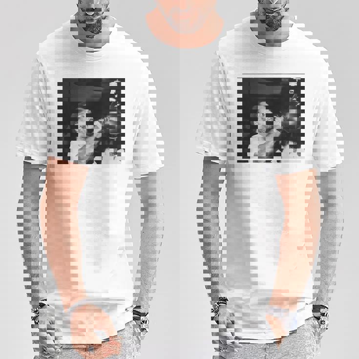 ジョー・フレイジャーが2度目のムハンマド・アリボクシングファイトに備える Tシャツ 面白い贈り物