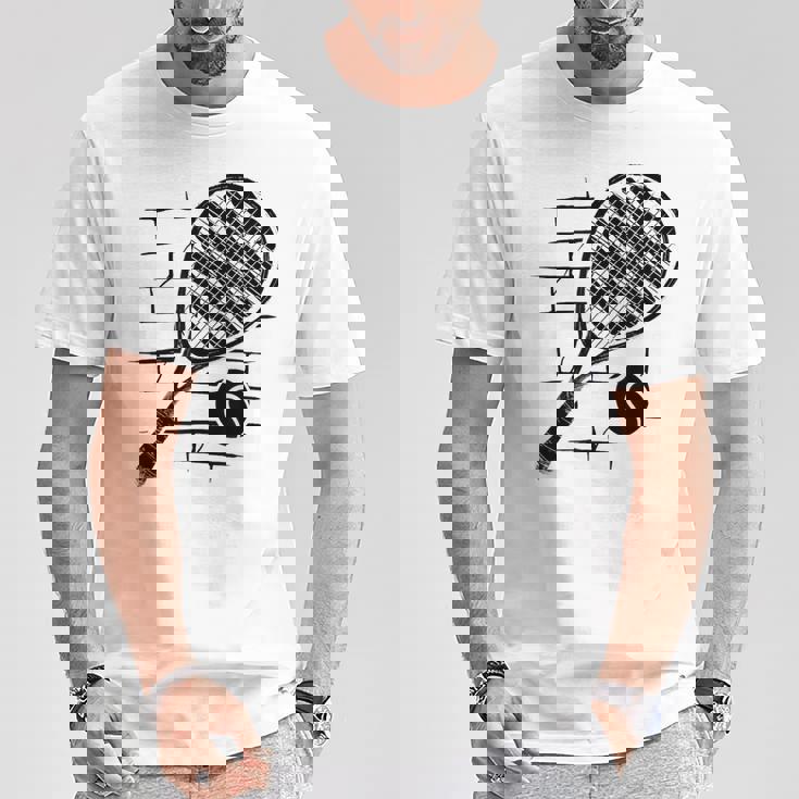 テニスラケット ボール シルエット 面白い スポーツ選手 コーチファン Tシャツ 面白い贈り物