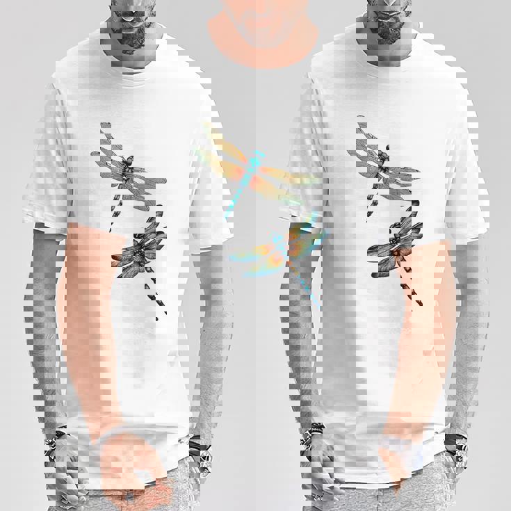 トンボ、飛ぶ昆虫のトンボ、トンボ。 Tシャツ 面白い贈り物