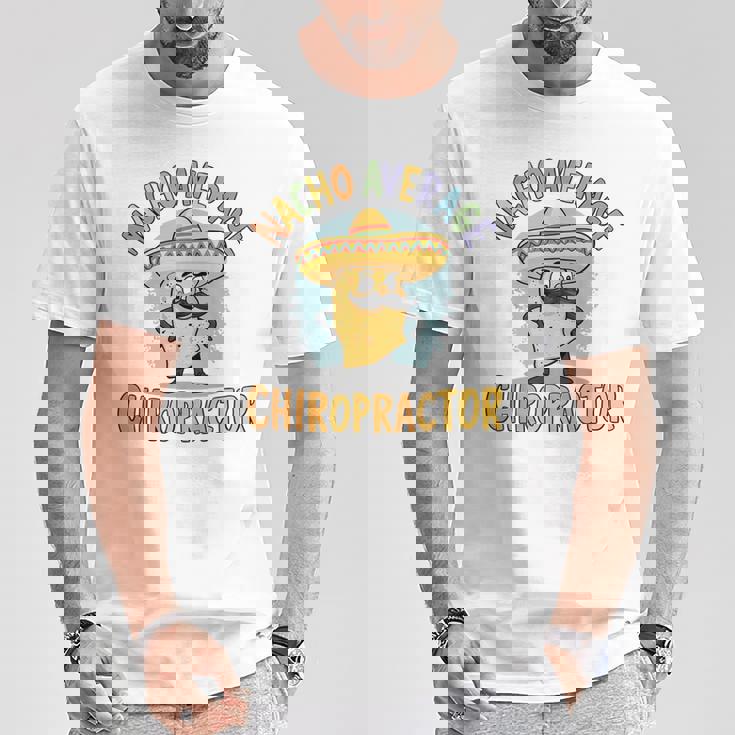 ナチョー 平均 カイロプラクター タコス 整体調整 Tシャツ 面白い贈り物