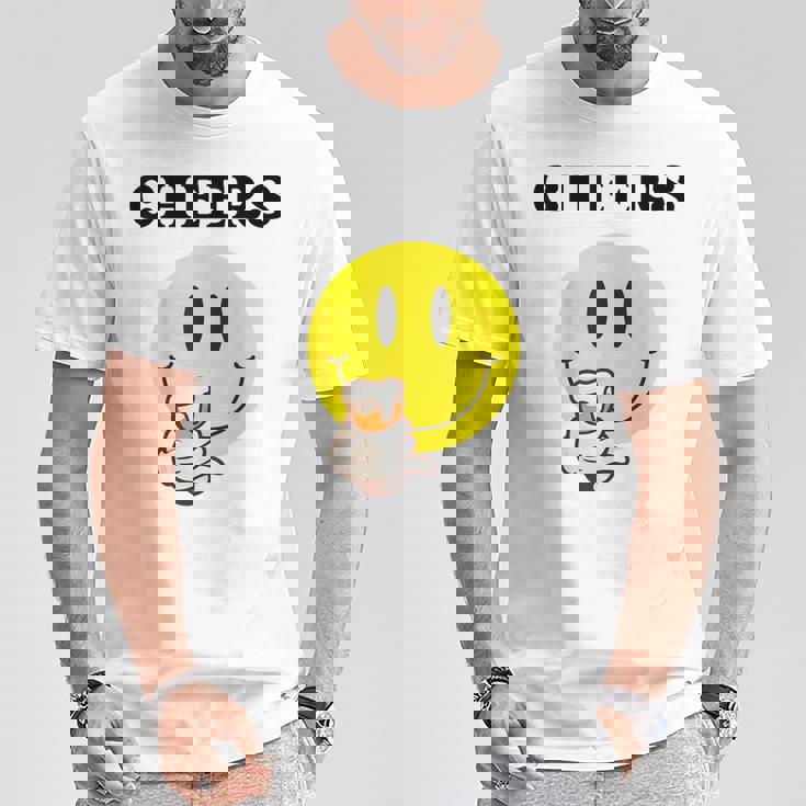 ハッピー・チアーズ・デュード Tシャツ 面白い贈り物