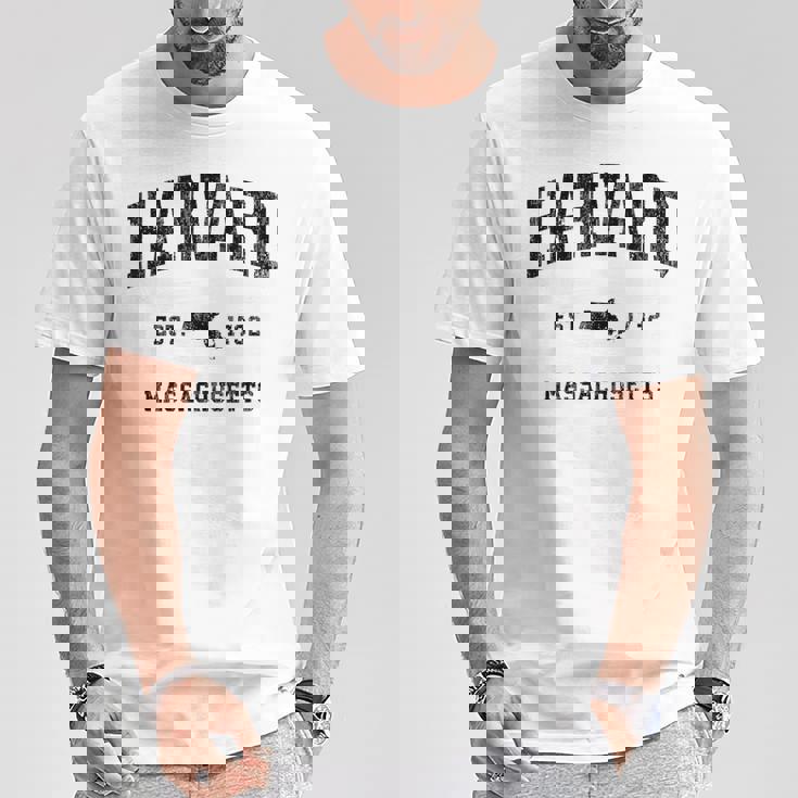 ハーバード マサチューセッツ Ma ビンテージ アスレチック ブラックスポーツデザイン Tシャツ 面白い贈り物