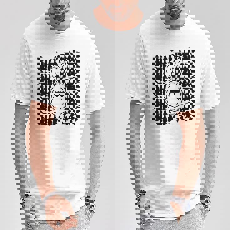 バニー ベイブ イースター サンデー レトロ グルービー 春 Tシャツ 面白い贈り物