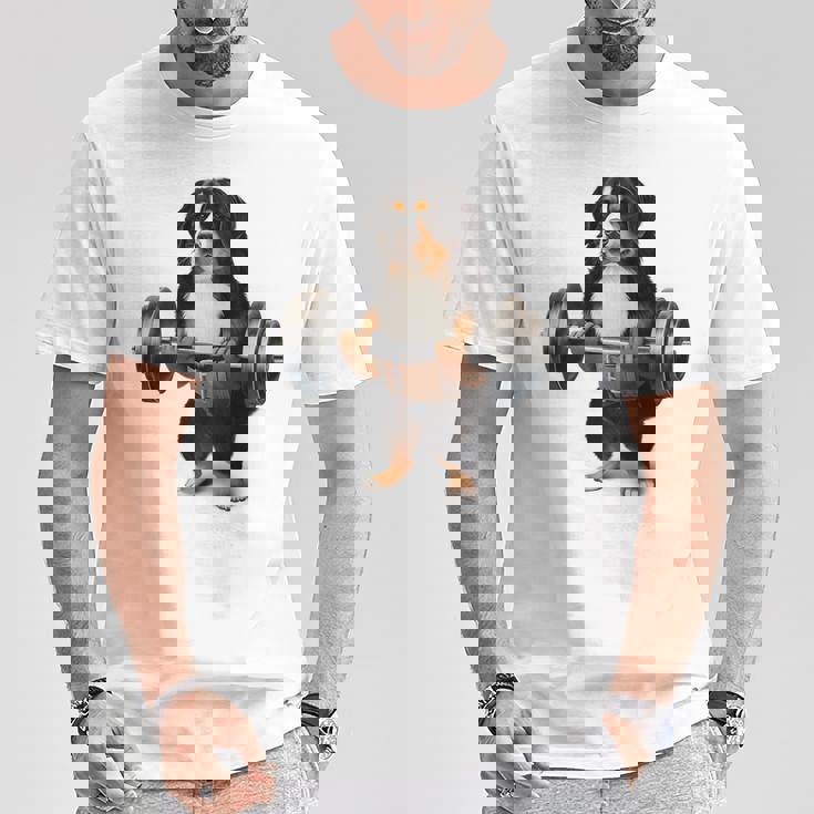 バーニーズマウンテンドッグ ウェイトリフティング フィットネスジム Tシャツ 面白い贈り物