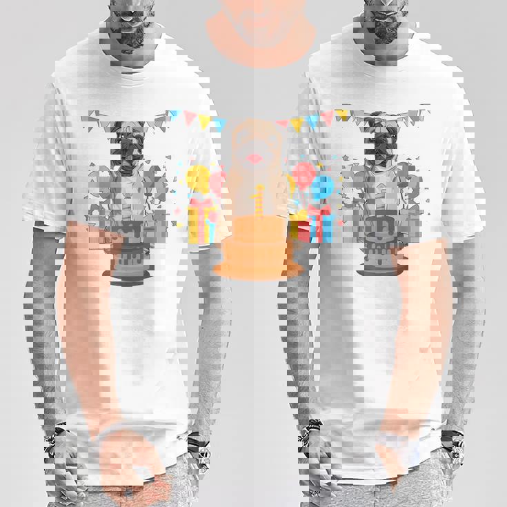 パグ 1歳 誕生日 お祝い ケーキ ペット 動物 犬 オーナー パグ Tシャツ 面白い贈り物