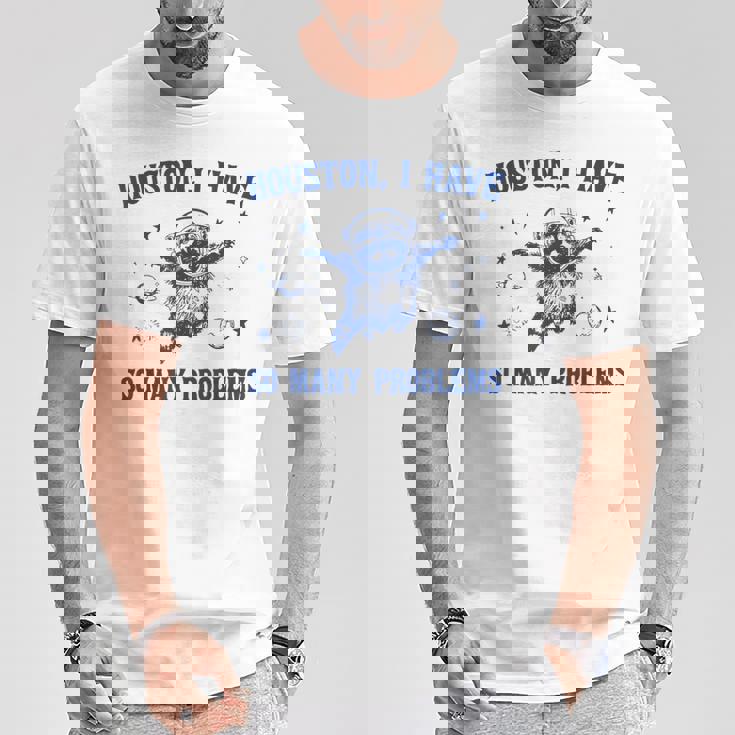 ヒューストン色んな問題を抱えてるおもしろいアライグマ Tシャツ 面白い贈り物