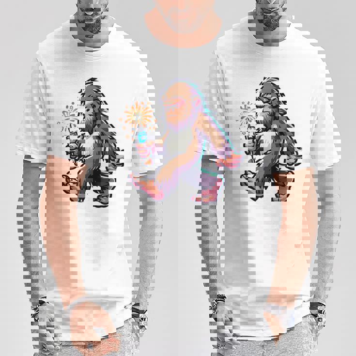 ビッグフット 7月4日 花火 愛国的なアメリカ国旗 サスカッチ Tシャツ 面白い贈り物