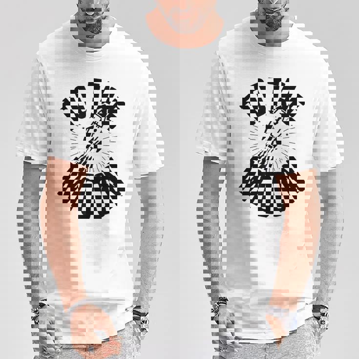 ビットコインから月へ、ビットコイン100k、ビットコイン暗号。 Tシャツ 面白い贈り物