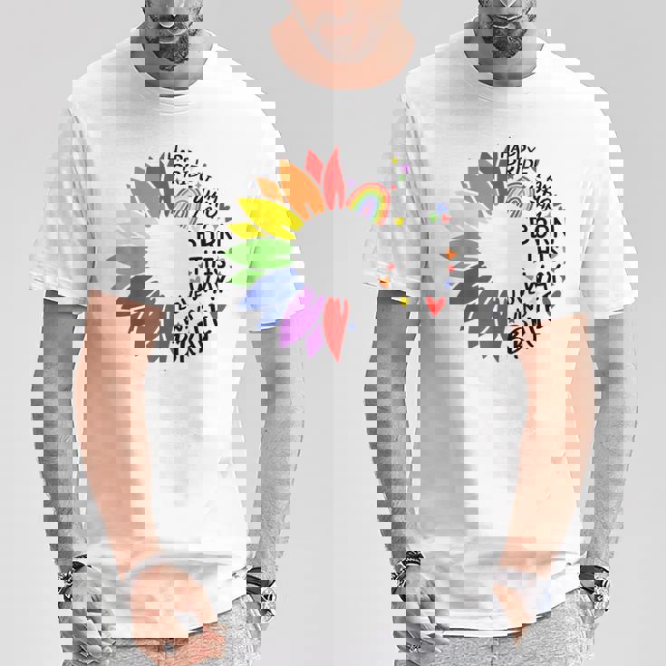 レインボー ヒマワリ ハッピー プライド Tシャツ 面白い贈り物