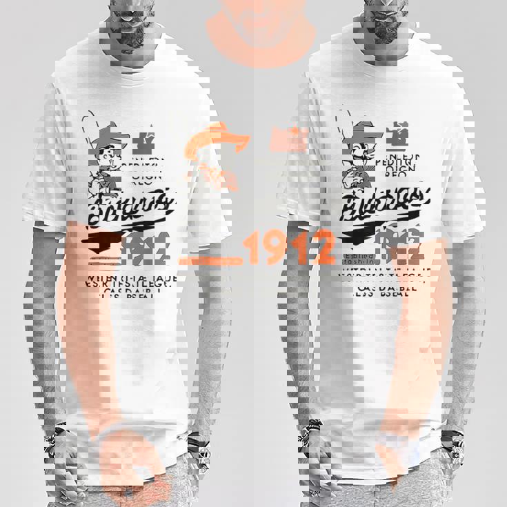 ヴィンテージ Pendleton オレゴン・バッカルーズ 廃止野球ボール Tシャツ 面白い贈り物