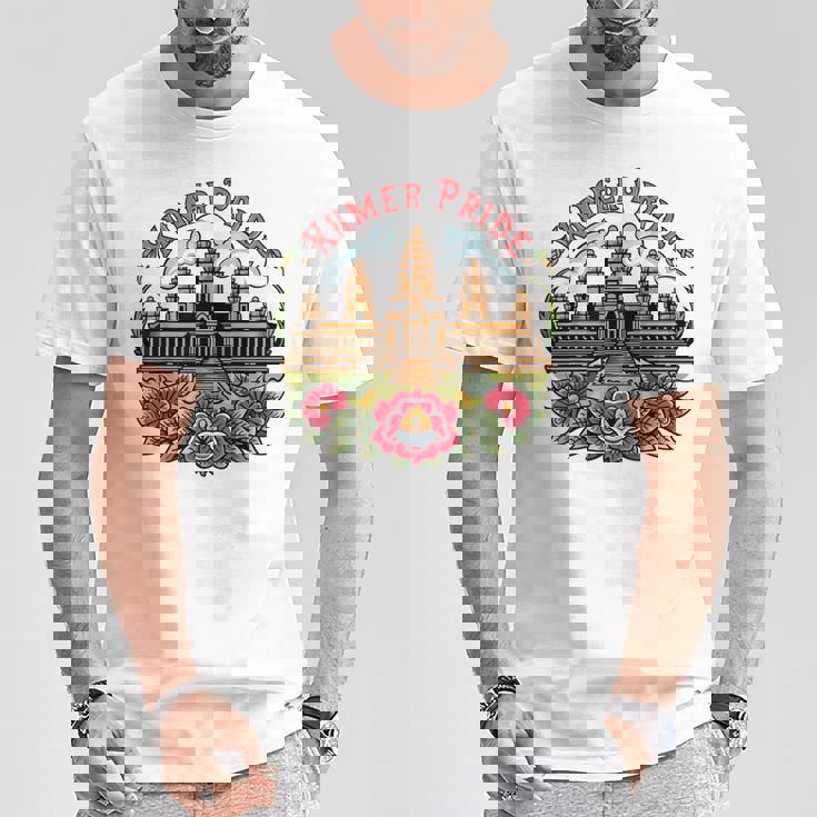 伝統的なカンボジアのクメールタトゥーデザインアンコールワット Tシャツ 面白い贈り物