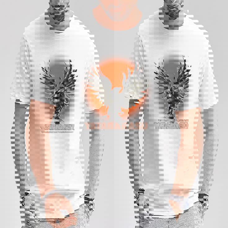 八咫烏 日本神話 霊鳥 化身 太陽 Tシャツ 面白い贈り物