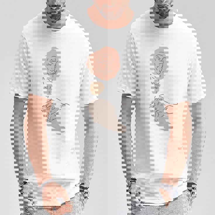 抽象的でミニマリストなラインアート、花柄。 Tシャツ 面白い贈り物