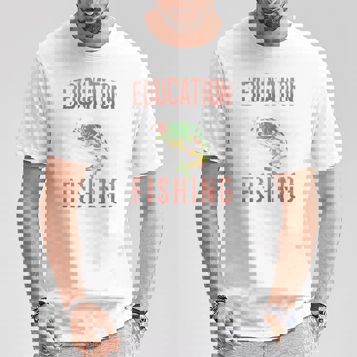 教育は重要ですが、釣りは重要です 面白い 長袖tシャツ Tシャツ 面白い贈り物