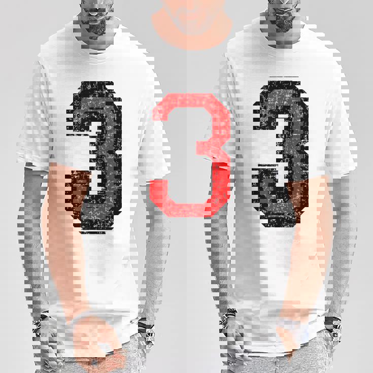 数字 3 ヴィンテージブラック&レッド Tシャツ 面白い贈り物