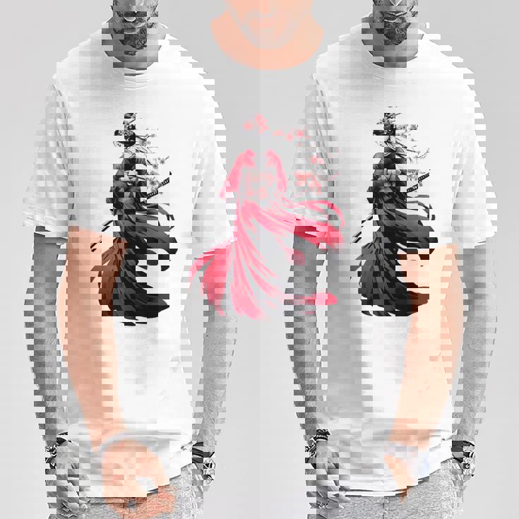 日本のサムライ フローラルウォリアーフラワー 桜 Tシャツ 面白い贈り物