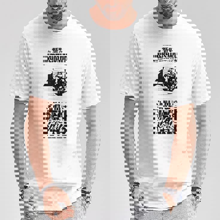 老フレンチ・ホルン奏者を侮るなかれ Tシャツ 面白い贈り物