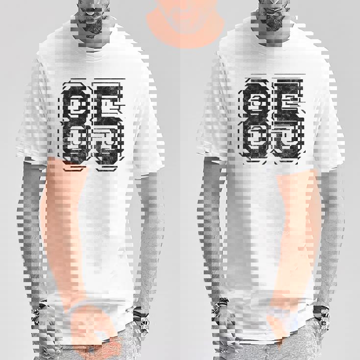 背中に85番 Tシャツ 面白い贈り物