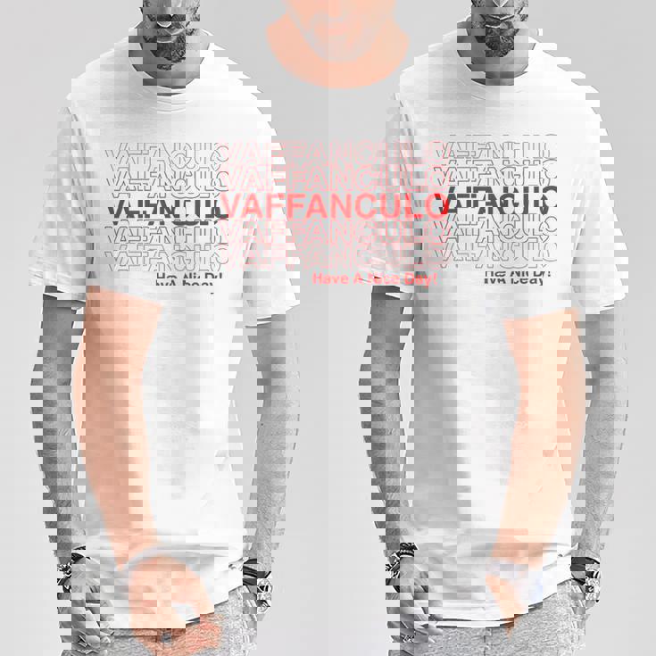 面白いvaffanculoデザイン イタリア語で素敵な一日を。 Tシャツ 面白い贈り物