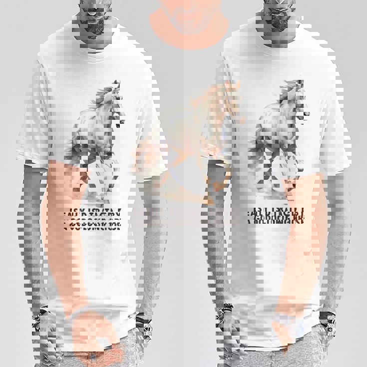 馬の水彩画、乗馬、優雅な高速ランニング馬 Tシャツ 面白い贈り物