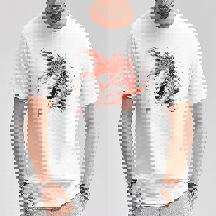 鯉 赤黒 アクアリウム ニシキゴイ 観賞魚 イラスト バックプリント Tシャツ 面白い贈り物