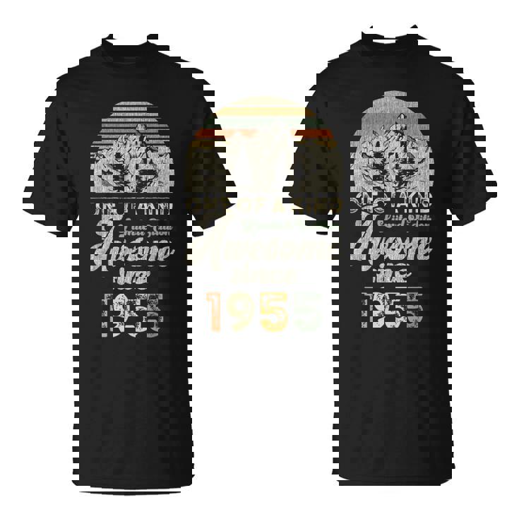 1955年の誕生以来、70年の歴史を誇る山々 Tシャツ