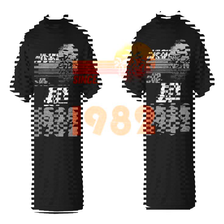 1982年7月から素晴らしい。男女の誕生日。 Tシャツ