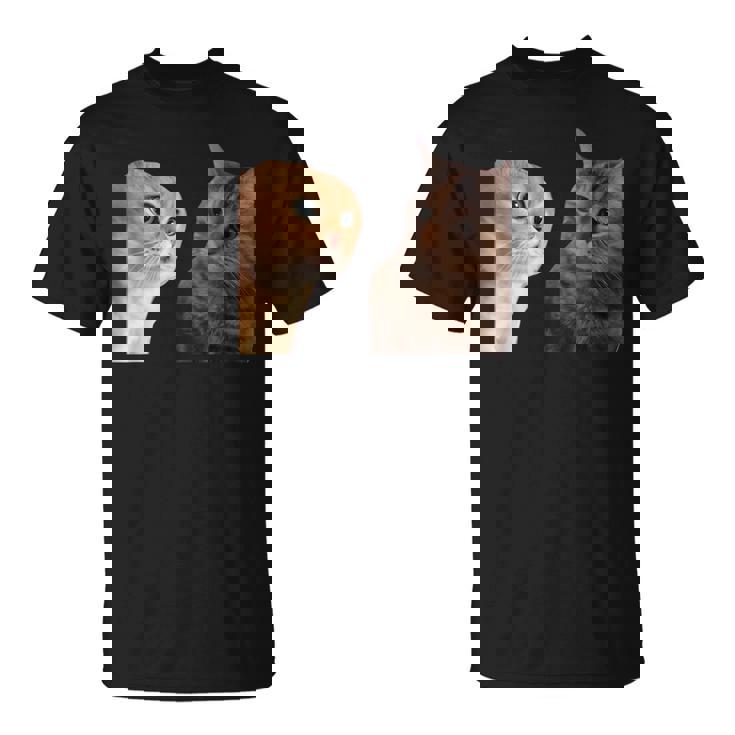 2匹の猫がミームを話す Tシャツ