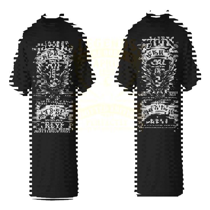 70歳の誕生日プレゼント 男性用 70歳 4月 1955年 Tシャツ