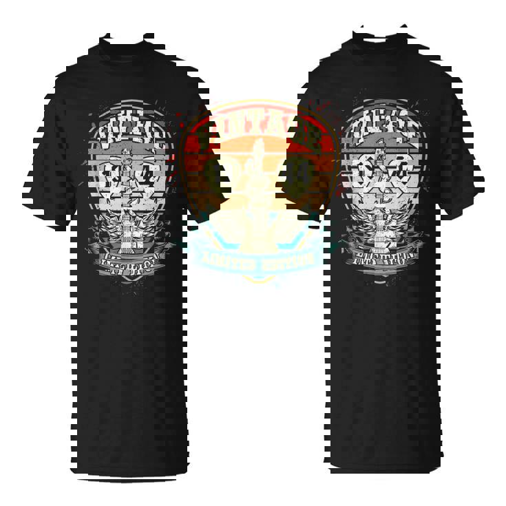 81 歳のギフト ヴィンテージ 1944 年生まれ レトロ 81 歳の誕生日 Tシャツ