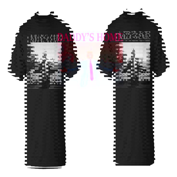 Daddy's Home President Donald Trump 2024 Pink Trump Tシャツ