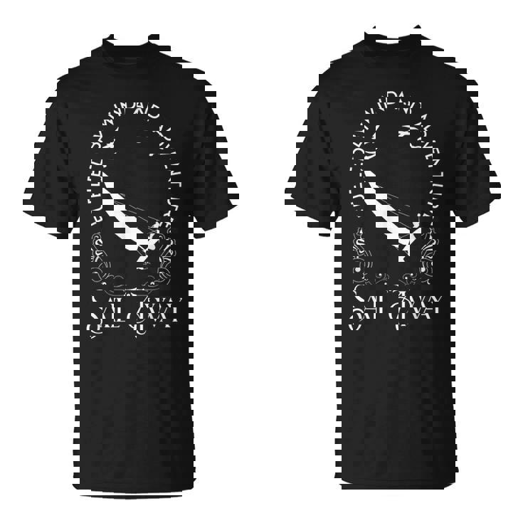 Fueled By Wind And Adventure カタマランセーリング Tシャツ