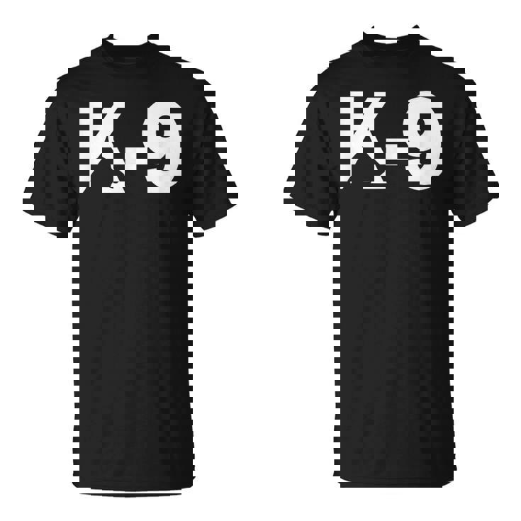 K9 ジャーマンシェパード ロゴデザイン K-9 退役軍人の日 Tシャツ