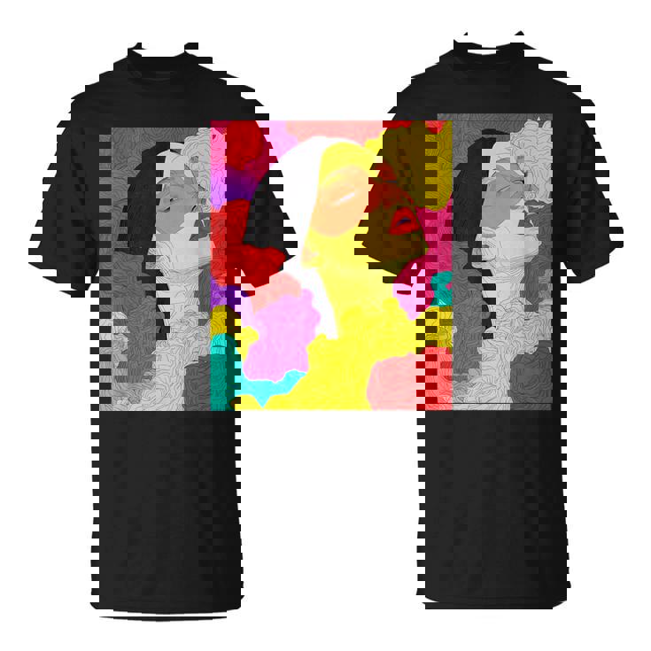 カラフルなドリームスケープ – シュールな顔と抽象的な波 Tシャツ