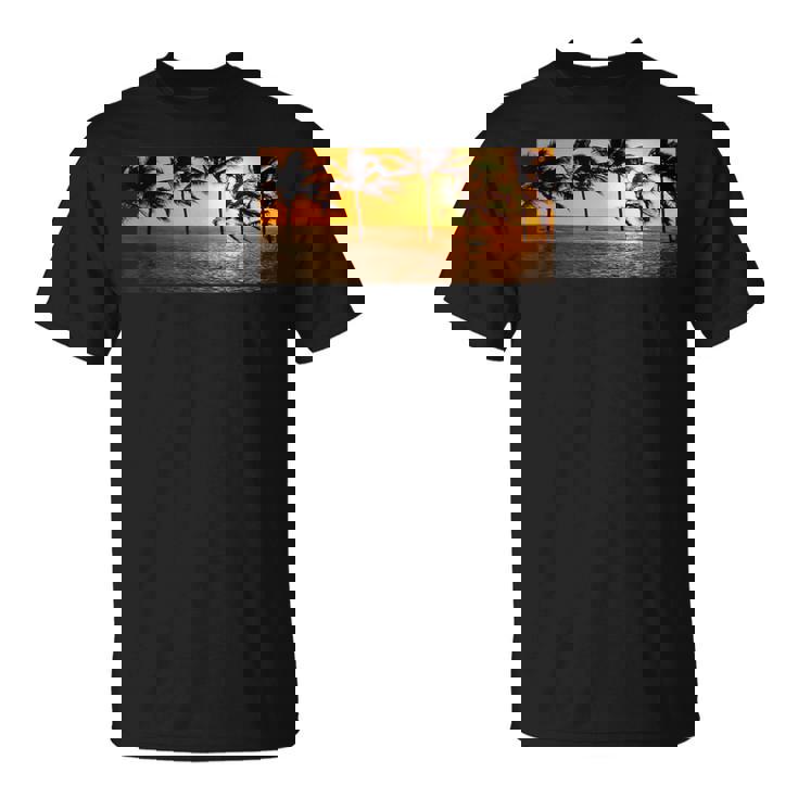 サンセット ビーチ ヤシの木 クール 海 サーフィン Tシャツ