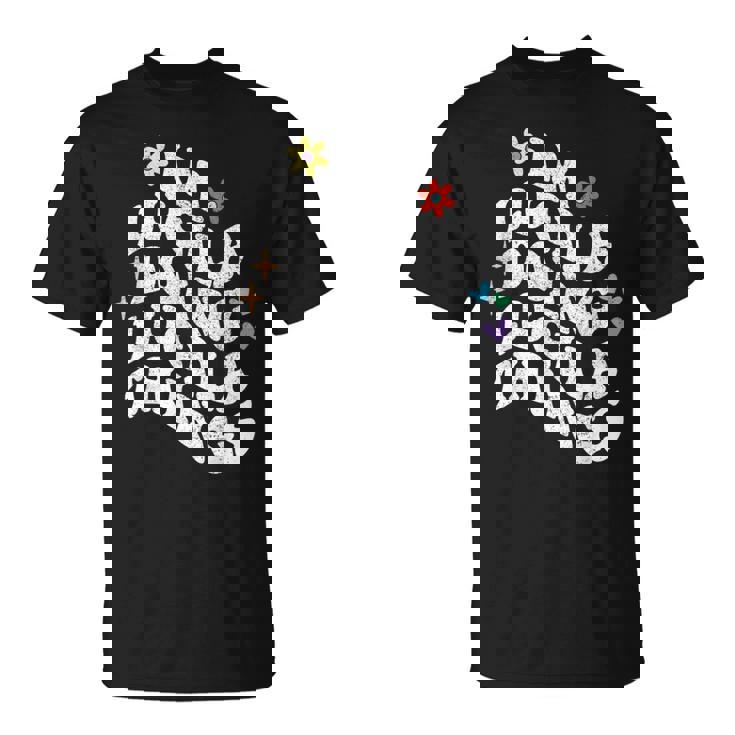 レトロ Groovy Im Lucila Doing Lucila Things 面白い母 Tシャツ