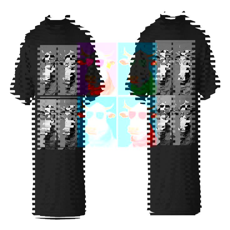 不機嫌そうな牛、エッジの効いた牛のグラフィックデザイン 牛好き向け Tシャツ