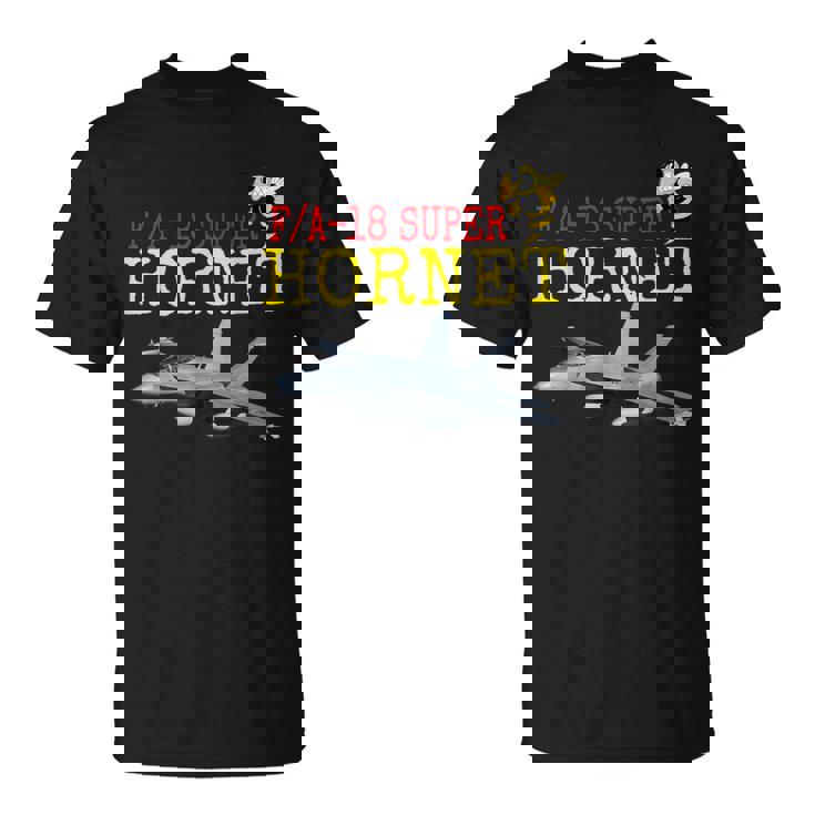 愛国的なアメリカ海軍「FA-18 スーパーホーネット」 In Action。 Tシャツ